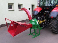 Drtič větví Piraňa za traktor